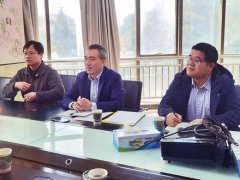 加強(qiáng)校企合作，推進(jìn)產(chǎn)學(xué)研深度融合