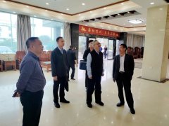 自治區(qū)市場(chǎng)監(jiān)督管理局特食處處長凌紫毅一行到集團(tuán)調(diào)研